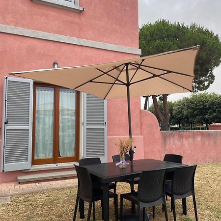Casa Vacanze Le Due Torri Вада Екстер'єр фото