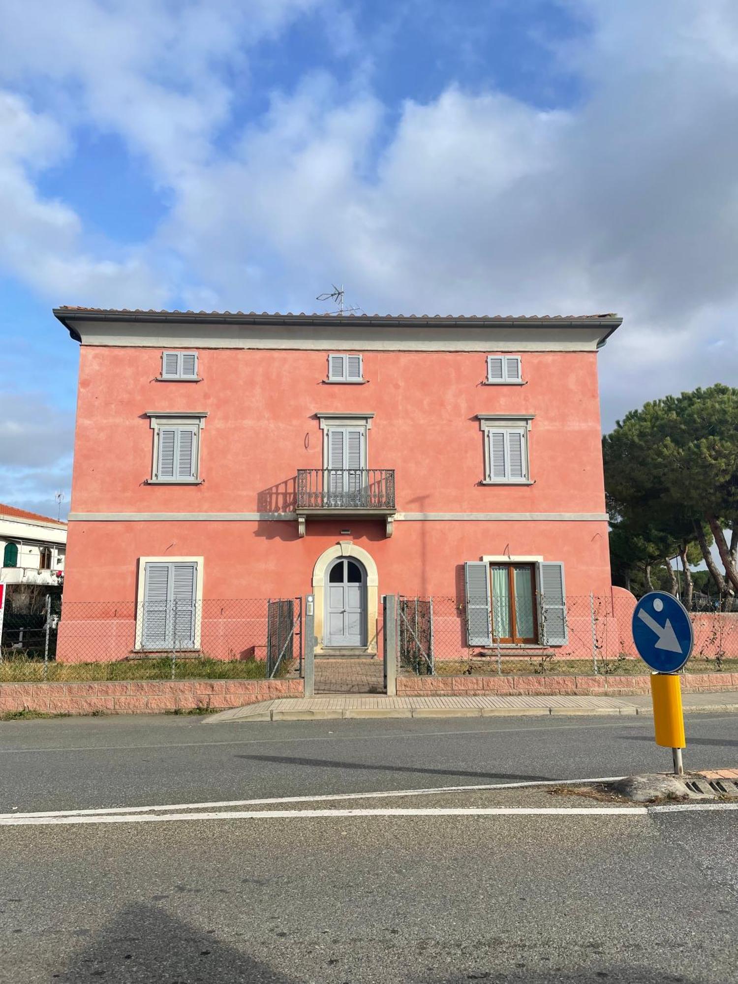 Casa Vacanze Le Due Torri Вада Екстер'єр фото