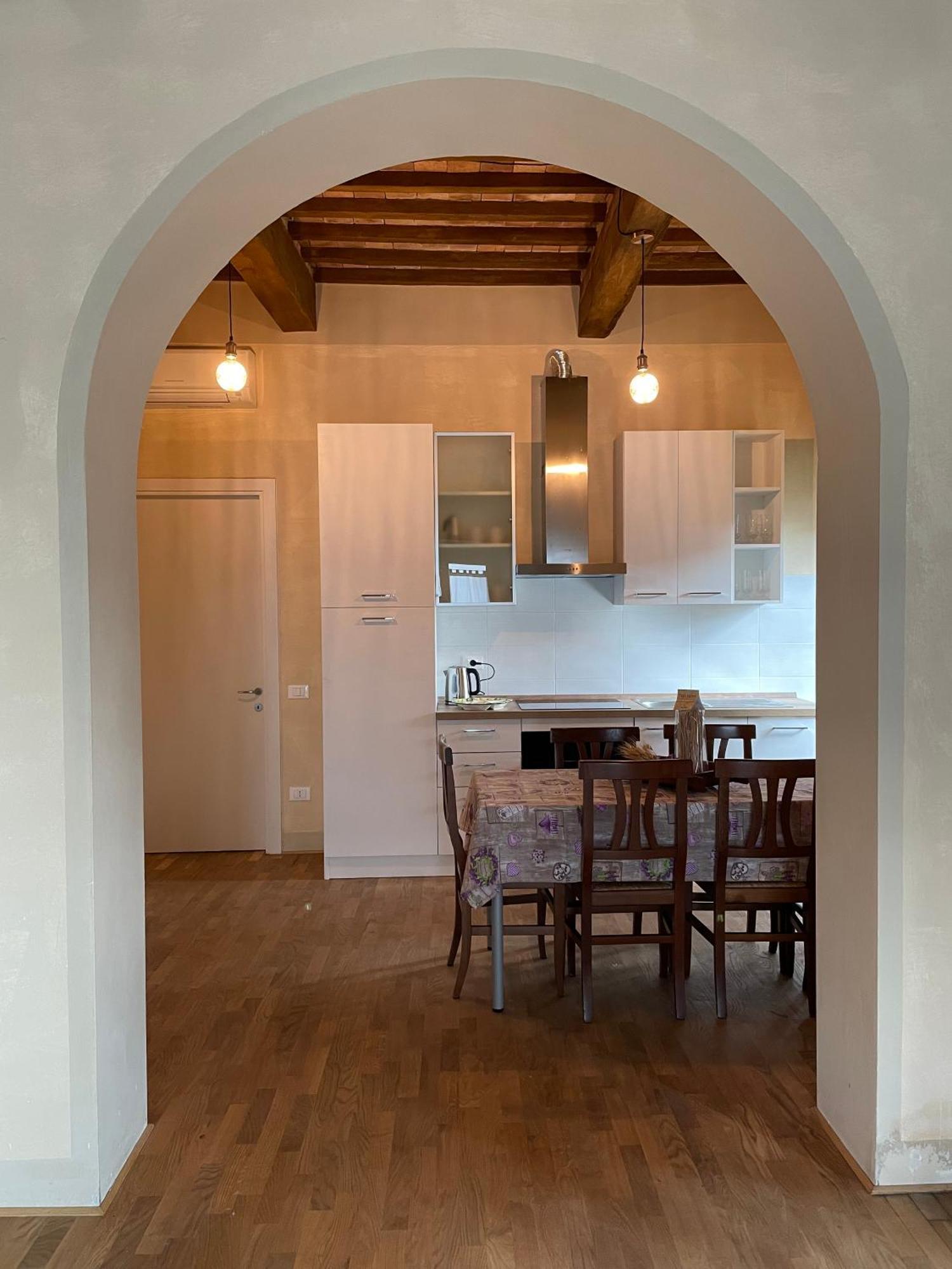 Casa Vacanze Le Due Torri Вада Екстер'єр фото