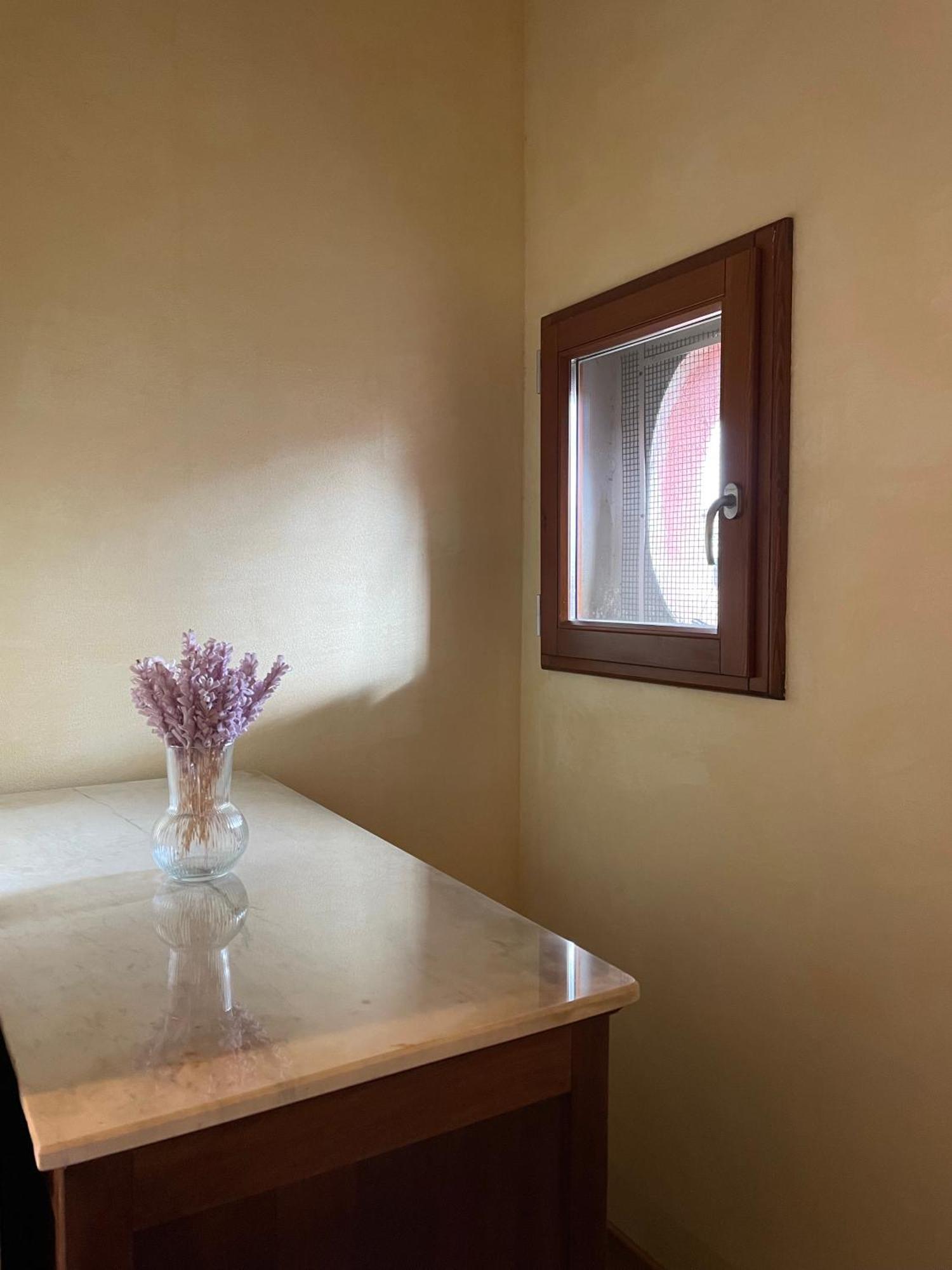 Casa Vacanze Le Due Torri Вада Екстер'єр фото